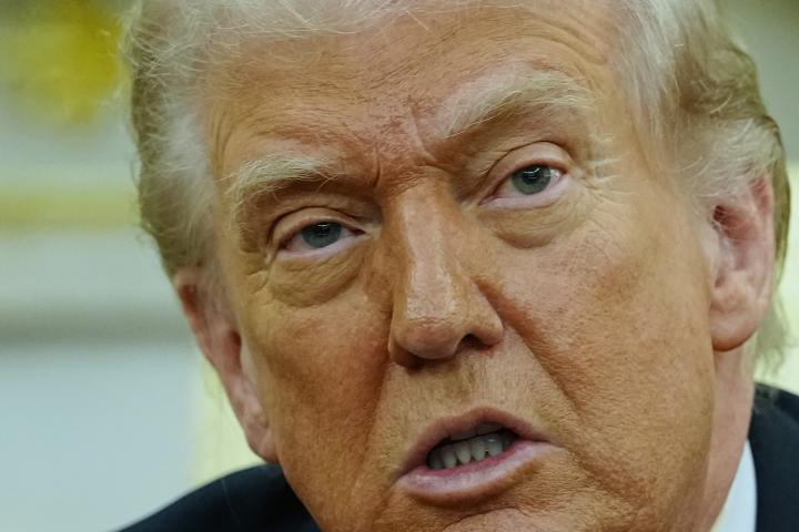 Donald Trump, presidente de EEUU, mantiene una reunión con el canciller alemán Merz en marzo de 2026.