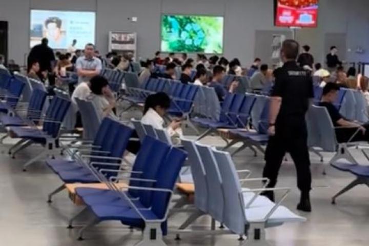 Las puertas de embarque de un aeropuerto en China.