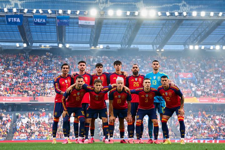 Jugadores de España en el partido contra Irak.