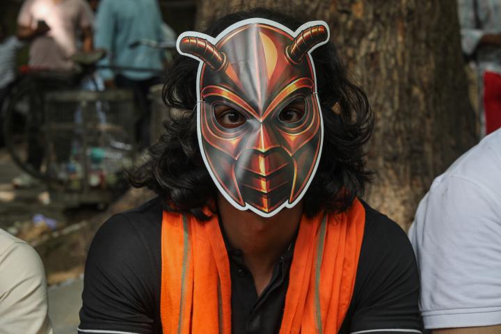 Un manifestante en India