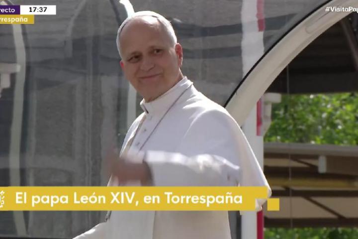 El momento del papa León XIV en Torrespaña.