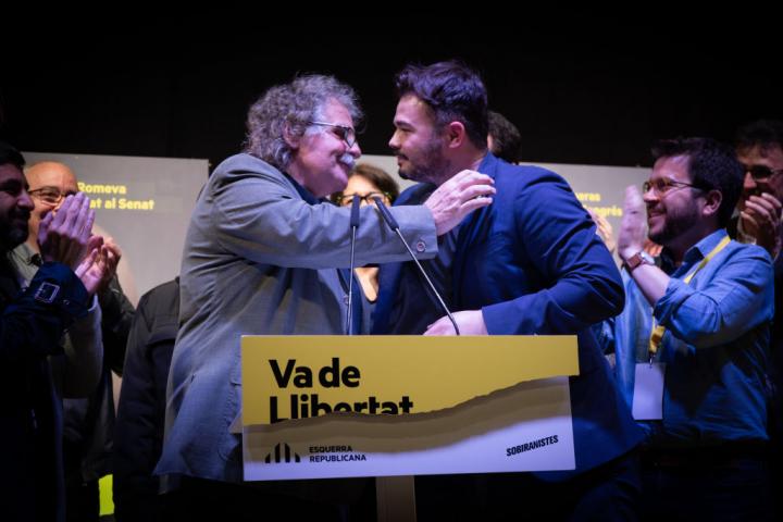BARCELONA SPAIN - APRIL 28: The lead candidate of ERC for the general elections, Gabriel Rufian (R) and the speaker of ERC at the Parliament, Joan Tarda (L), are seen celebrating the results of ERC in the general elections on April 28, 2019 in Barcelona, Spain. Spaniards went to the polls today to vote for 350 members of the parliament and 208 senators. This is the 13th General Election since the transition to democracy resulting in the Constitution of 1978. There are five main parties: the two traditional parties are right-wing Partido Popular (People's Party) and centre-left Partido Socialista Obrero Espanol or PSOE (Spanish Socialist Workers’s Party), along with right-wing Ciudadanos (Citizens) and left wing Podemos (We Can) and the  fifth is the far-right party VOX. (Photo by David Zorrakino/Europa Press via Getty Images)