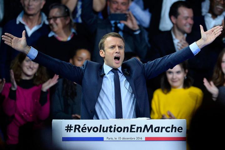 El entonces exministro de Economía francés, Emmanuel Macron, durante un mitin de su nuevo partido centrista, En Marche!, el 10 de diciembre de 2016 en París.