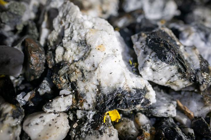 Algunas de las rocas de las que se extrae el cuarzo.