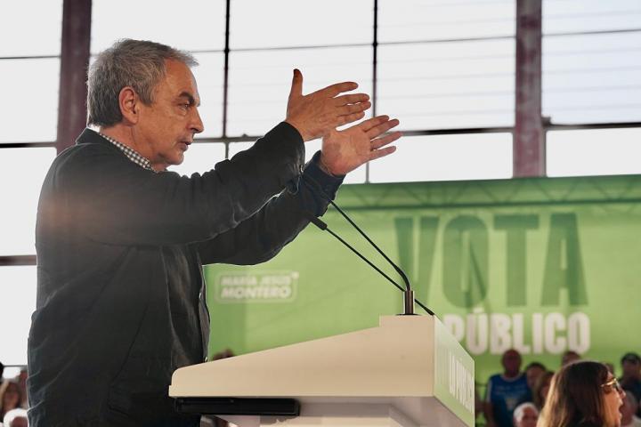 José Luis Rodríguez Zapatero, en un mitin del PSOE andaluz días antes de ser imputado