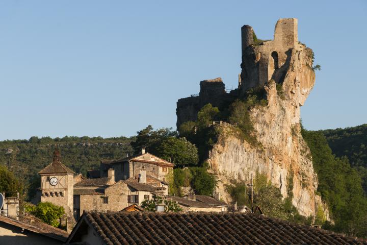 Vista del Castillo de Penne, al sur de Francia.