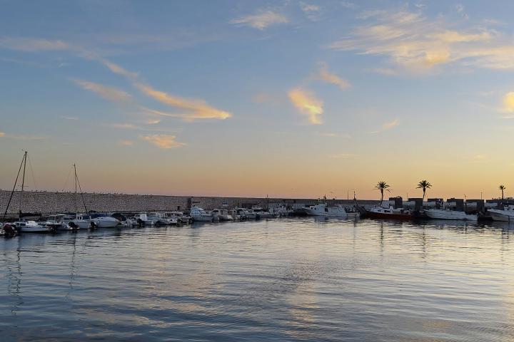 Vista del puerto de Motril
