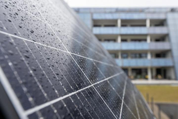 paneles-solares-energia-lluvia