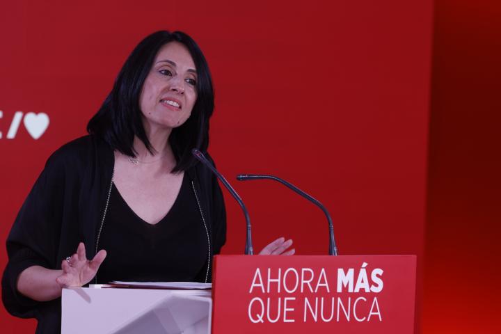 La secretaria de Organización del PSOE, Rebeca Torró, ofrece una rueda de prensa tras la reunión de la Ejecutiva Federal.