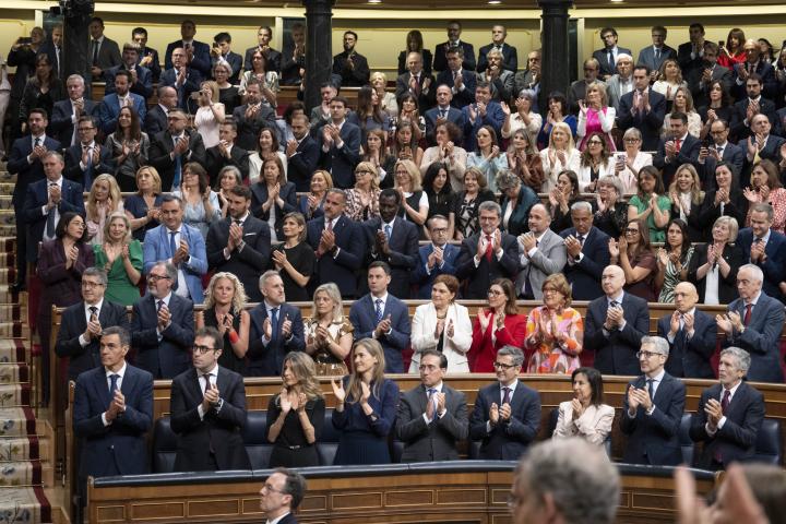 Una de las múltiples ovaciones que se dan en el Congreso.