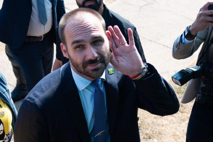 El entonces diputado Eduardo Bolsonaro, hijo del expresidente de Brasil, en el Palacio de la Alvorada, el 7 de septiembre de 2021, en Brasilia.