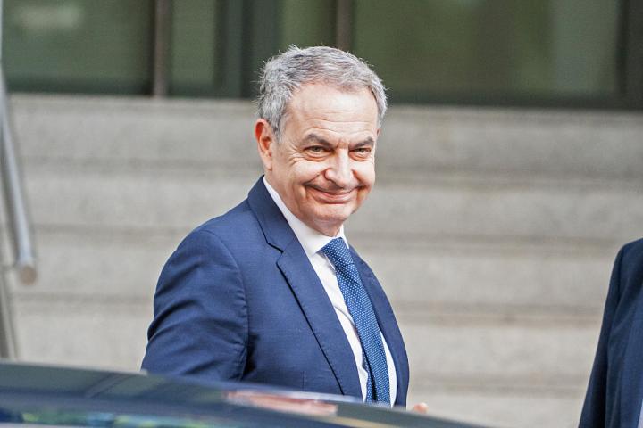 SPAIN - JUNE 17: Former Prime Minister Jose Luis Rodriguez Zapatero on his arrival at the National High Court on 17 June 2026 in Madrid, Spain. Zapatero is giving evidence today as a person under investigation before the National Court judge probing alleged irregularities involving the 53 million euros from the Plus Ultra airline bailout and the former Socialist leader’s alleged influence in securing the bailout, as well as regarding the jewellery seized from his office and provisionally valued at 1.3 million. (Photo By Cesar Vallejo Rodriguez/Europa Press via Getty Images)
