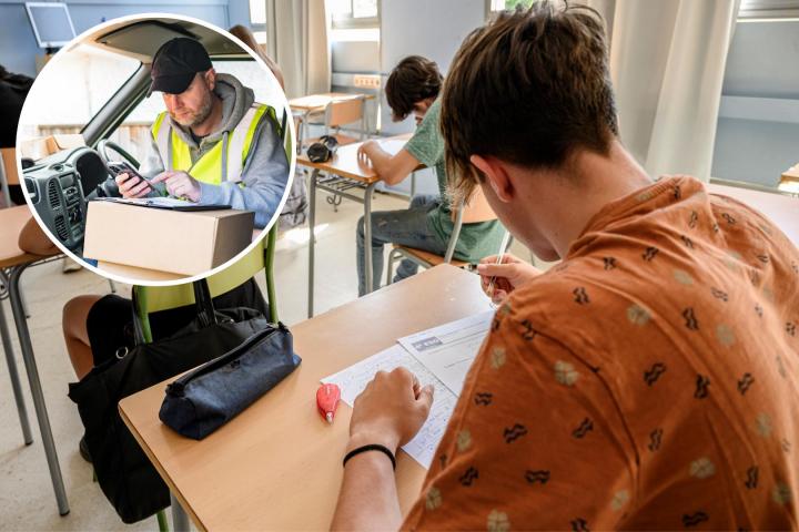 Un estudiante hace un examen y un repartidor prepara un paquete