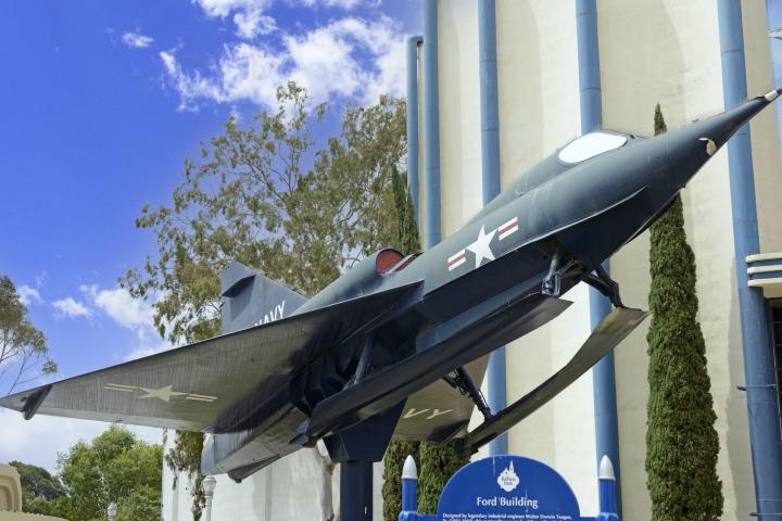 Maqueta del Convair F2Y Sea Dart, del ejército de Estados Unidos.