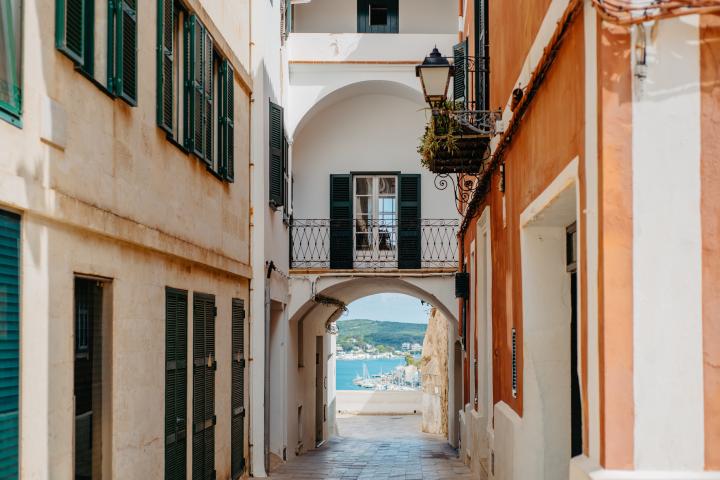 Una calle de Mahón.