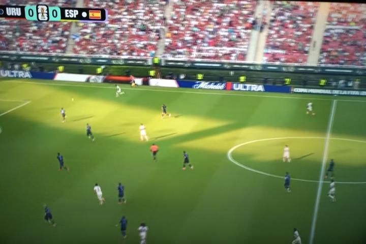 Captura del tuit de Xabier Fortes donde se ve el partido España-Uruguay