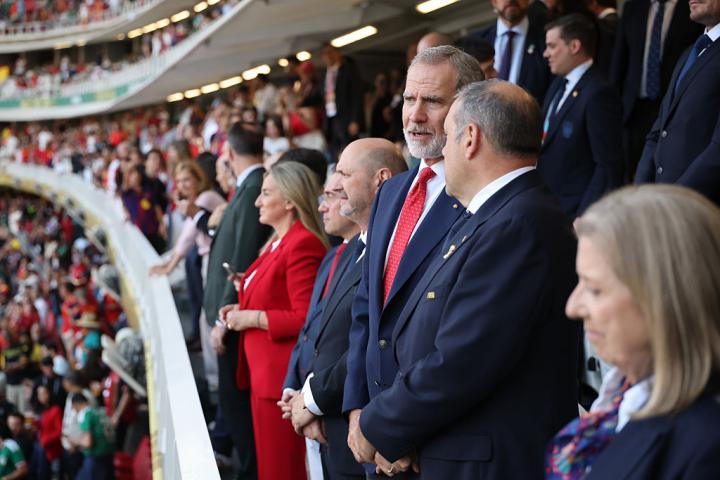 Felipe VI, en el palco del Estadio Akron de Guadalajara.