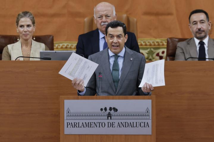 Juanma Moreno, durante el debate de investidura