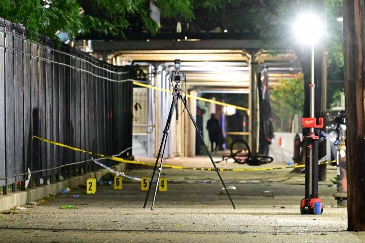 La Unidad de Escena del Crimen del NYPD recolectó pruebas del suceso