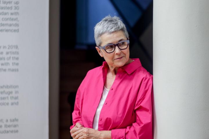 Eva Orúe en una imagen de la Feria del Libro de Madrid en 2024.