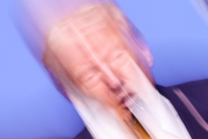El presidente de EEUU, Donald Trump, en una imagen distorsionada a velocidad lenta, durante una comparecencia en la Cumbre de la OTAN en Ankara (Turquía), el 8 de julio de 2026.