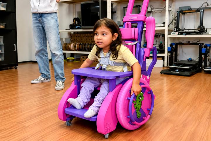La silla de ruedas infantil