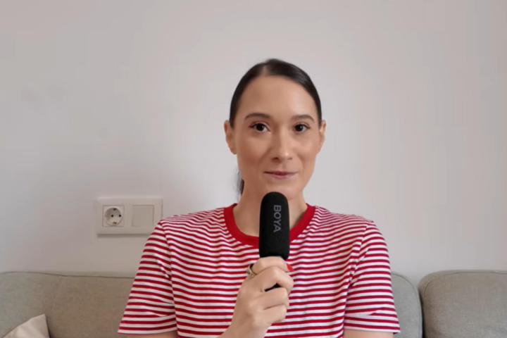 WonderfullyAle, creadora de contenido estadounidense