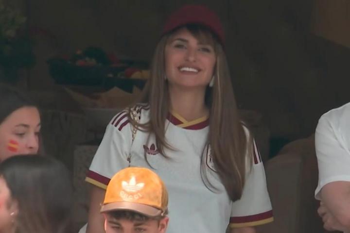 Penélope Cruz en el España-Bélgica.