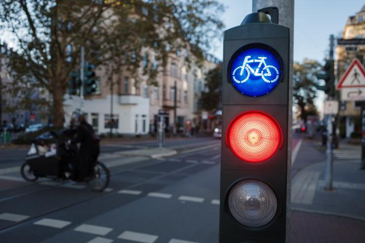 Un semáforo en Düsseldorf, al oeste de Alemania.