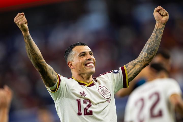 Pedro Porro celebra tras marcar a Francia en la semifinal del Mundial