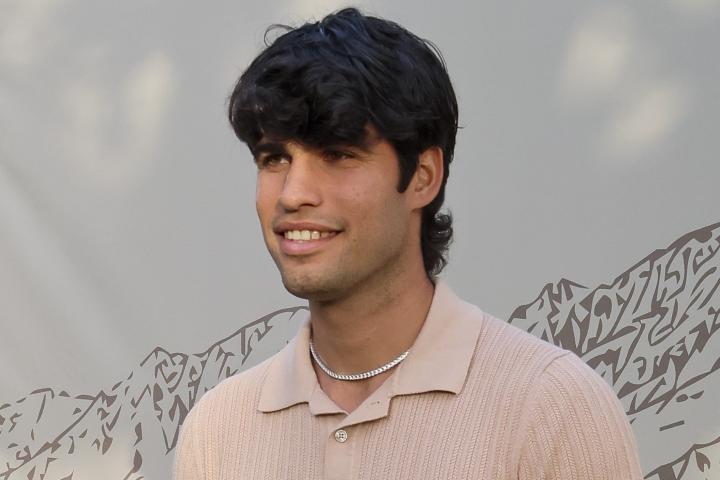 Carlos Alcaraz en un torno de pádel en Marbella