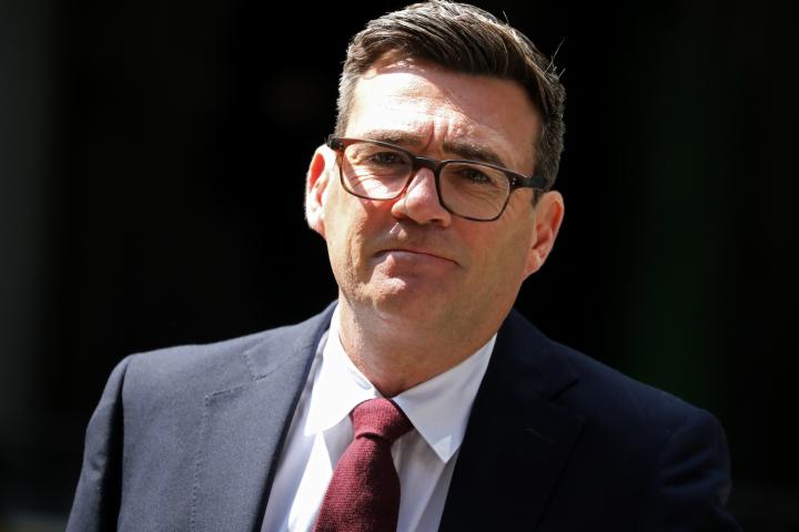 El nuevo líder del Partido Laborista y próximo primer ministro británico, Andy Burnham.