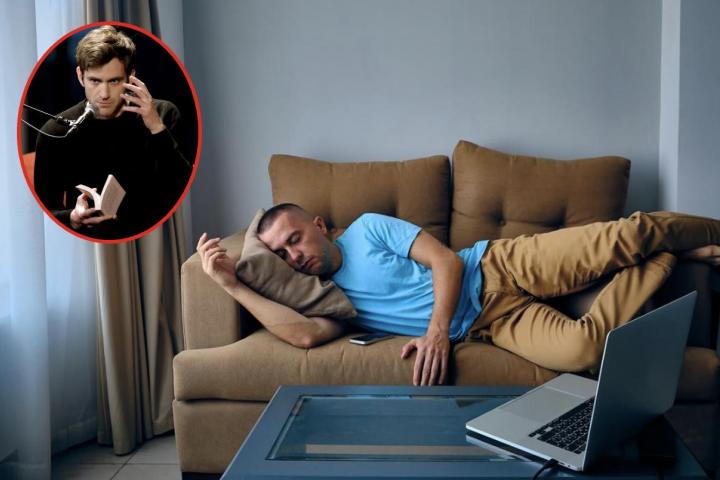 Una foto de archivo de un hombre durmiendo y otra superpuesta del dramaturgo Wolfram Lotz