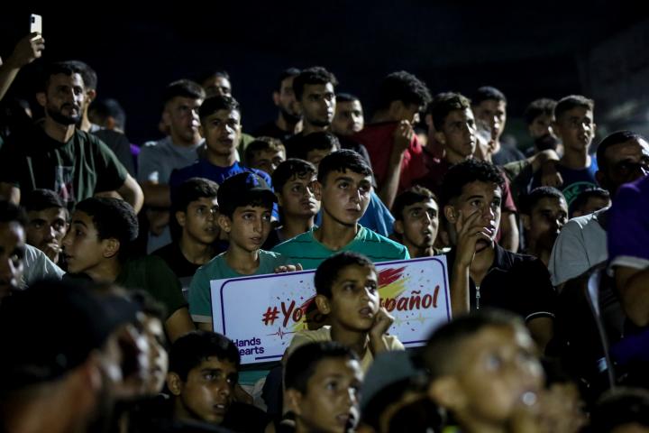 alt="alt="Hasta allí llegó uno de los famosos cánticos que acompañan a la Roja: "Yo soy español, español, español...".""