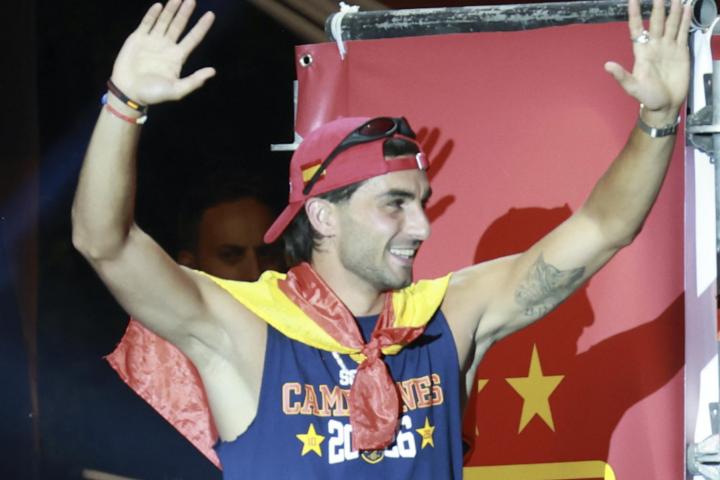 Ferran Torres en la celebración del mundial