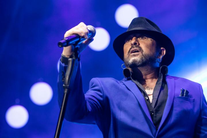 El artista 'El Barrio' en un concierto en Madrid.
