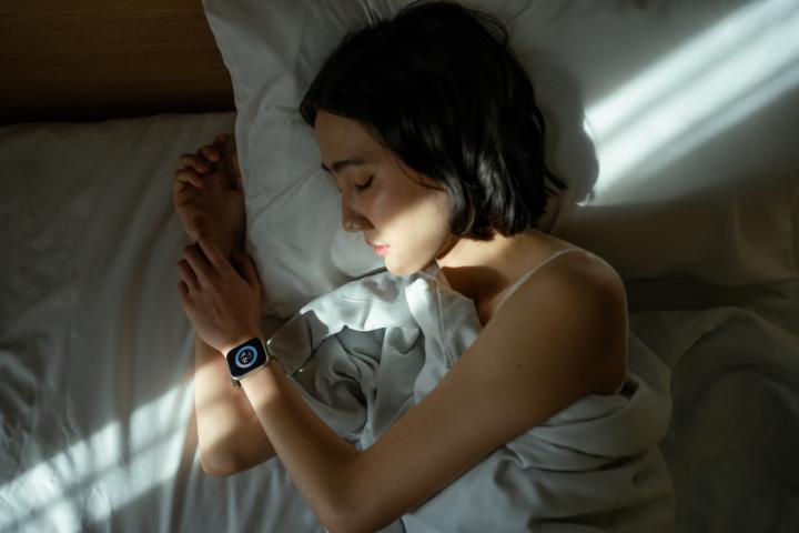 Mujer durmiendo.