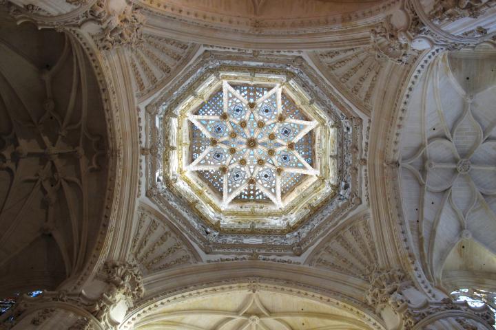 alt="alt="Catedral de Burgos, en Castilla y León, España.""