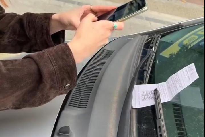 Enfoca un QR con el movil
