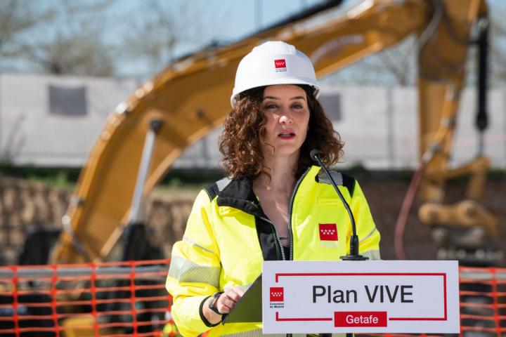 GETAFE MADRID, SPAIN - MARCH 28: The President of the Community of Madrid, Isabel Diaz Ayuso, during her visit to the Plan Vive construction site, on 28 March, 2023 in Getafe, Madrid, Spain. The works of the Plan Vive will involve the construction of 864 housing units spread over ten public plots of land in the municipality for affordable rentals. (Photo By Matias Chiofalo/Europa Press via Getty Images)