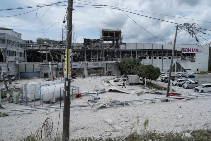 Edificios destrozados en Japón por los terremotos