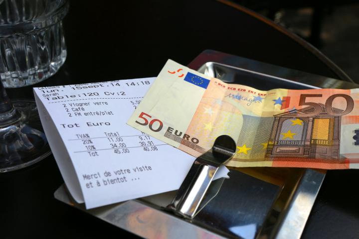 Cuenta de restaurante en París