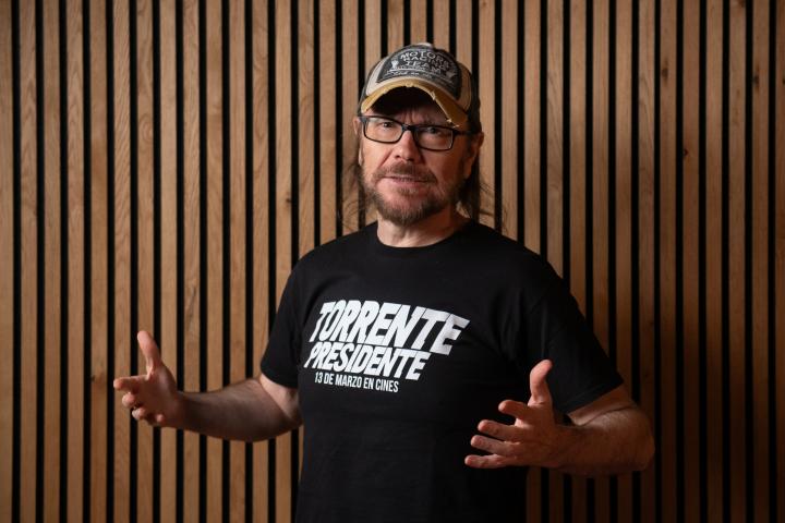 Santiago Segura, con una camiseta de 'Torrente Presidente'.