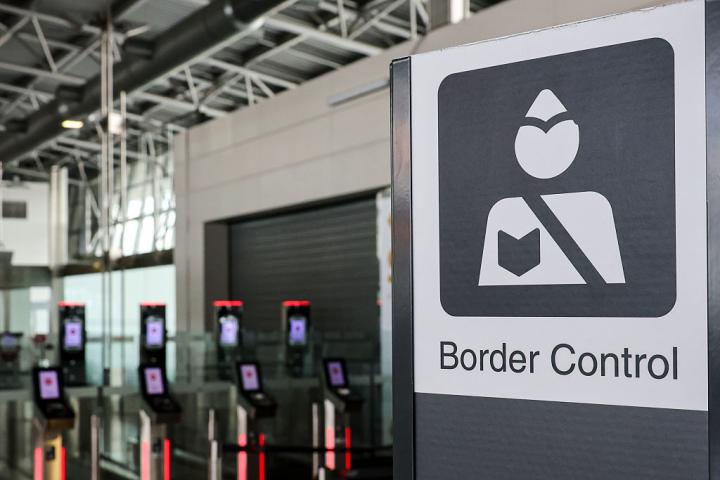 Control de fronteras en un aeropuerto