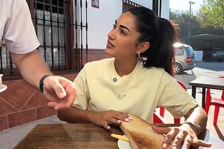 Mimi, creadora de contenido gastronómica.