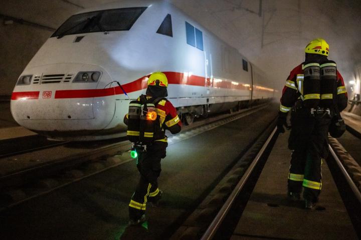 Imagen del simulacro en el túnel ferroviario de Sandberg (Alemania)