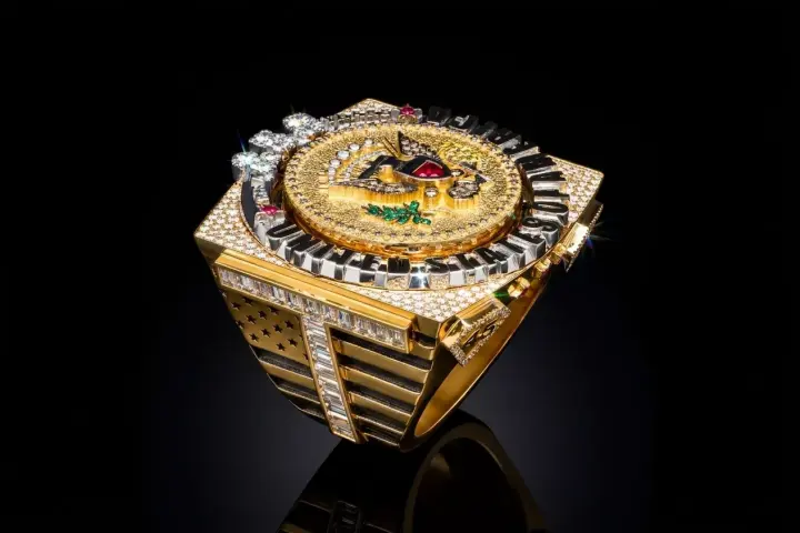 Lujo, religión y denuncias: un anillo de 321 diamantes para Trump acaba en  crisis diplomática en Bélgica