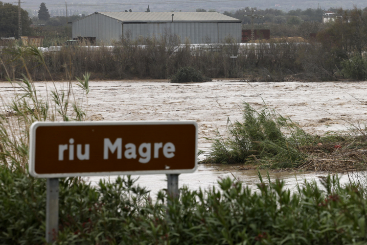 El río Magro a su paso por Alfarp (Valencia)
