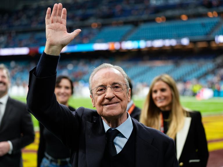 Florentino Pérez en el estadio