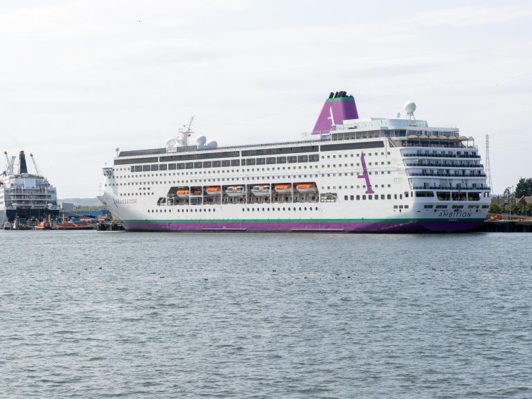 Crucero de Ambassador